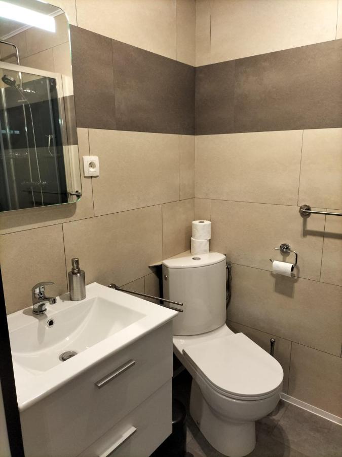 Le Jardin Des Hirondelles Bed and Breakfast Blanzaguet-Saint-Cybard Εξωτερικό φωτογραφία