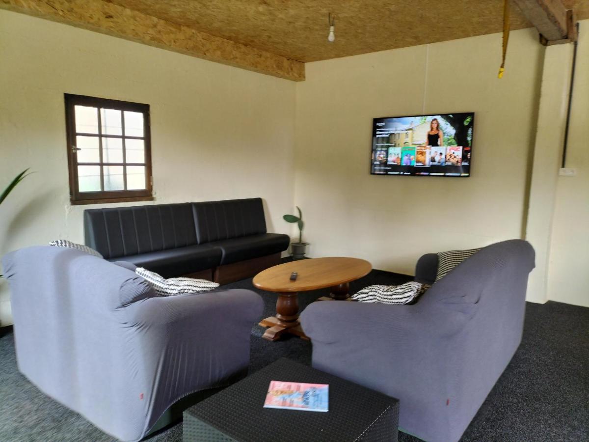 Le Jardin Des Hirondelles Bed and Breakfast Blanzaguet-Saint-Cybard Εξωτερικό φωτογραφία